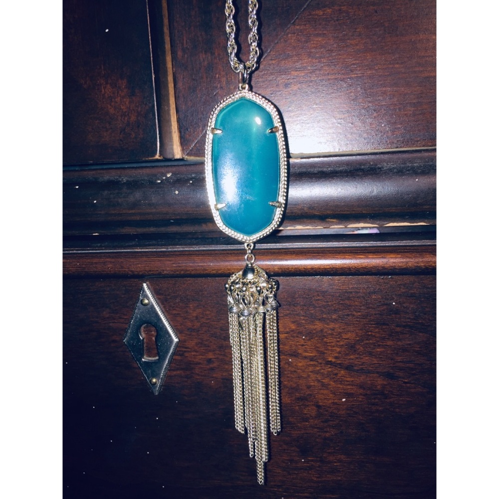 Kendra Scott Rayne Necklace in Emerald Cat’s Eye